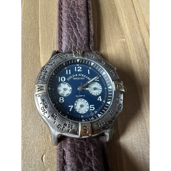 Field & Stream Other - Vintage Field And Stream Watch New Battery